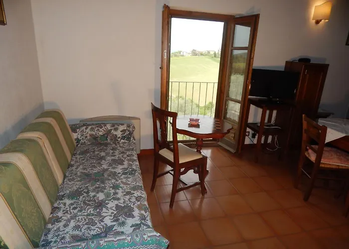 Im Ersten Stock Eines Landhauses By Interhome سيينا