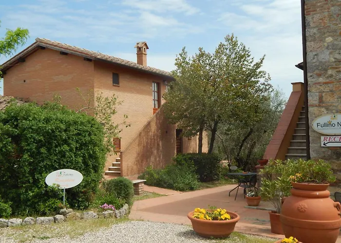 Im Ersten Stock Eines Landhauses By Interhome شقة *